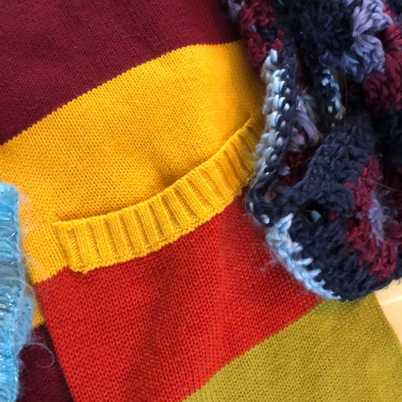 LOT of scarves - Picture 6 of 8